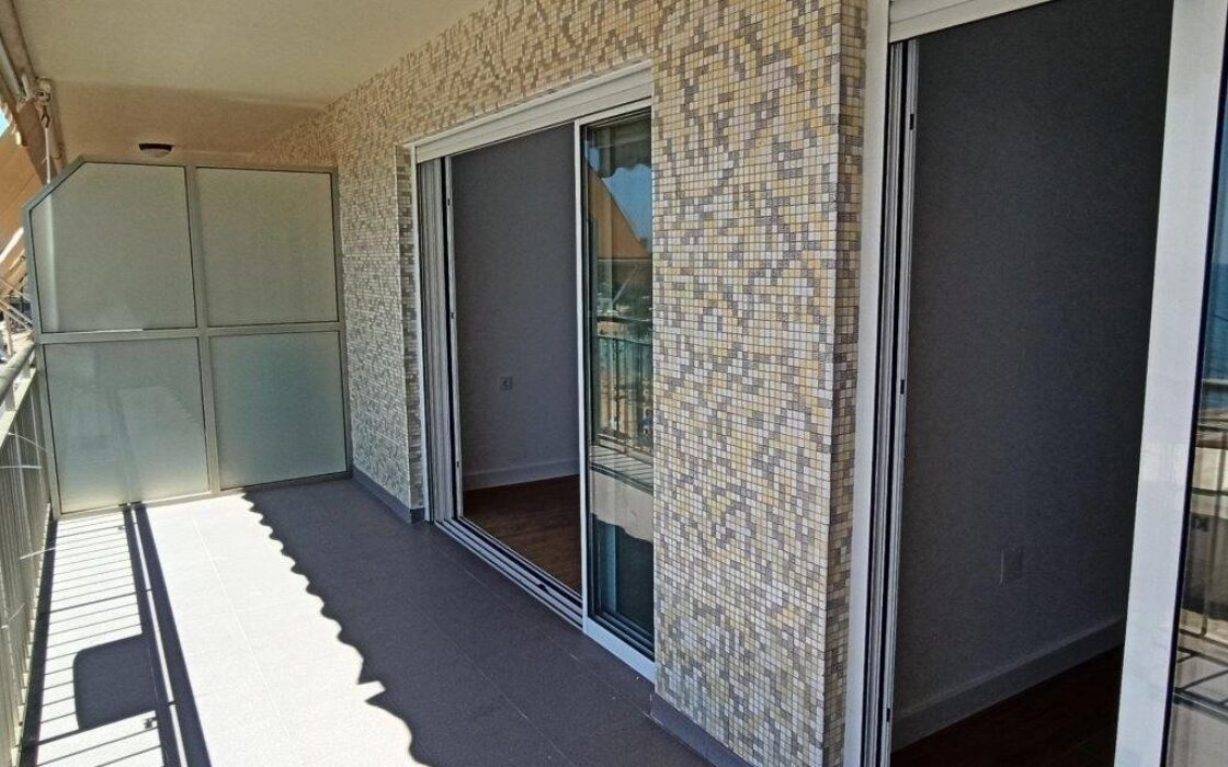 Апартамент 120 кв.м с видом на море в Торревьехе