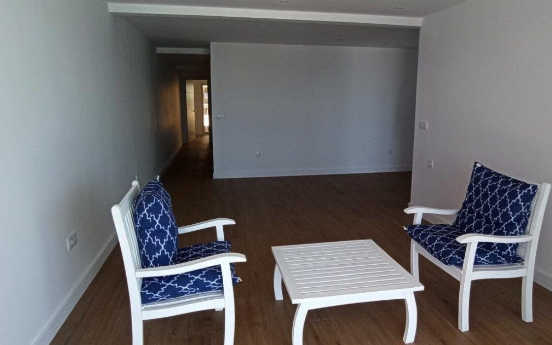 Апартамент 120 кв.м с видом на море в Торревьехе