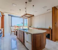 Элитный пентхаус с бассейном на Пасео-де-Грасия, Барселона