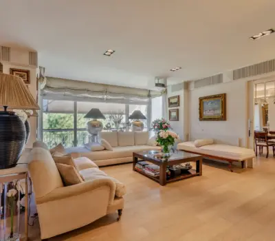 Пентхаус з терасою в Педральбесі, Барселона, 4 спальні