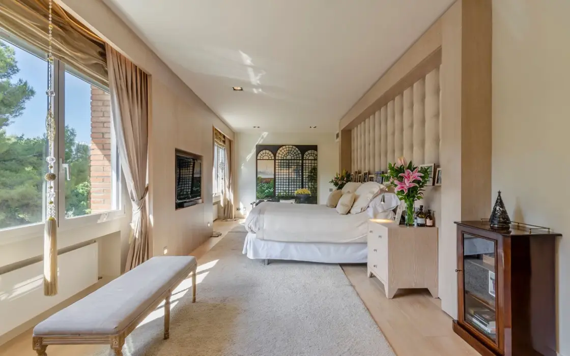 Пентхаус з терасою в Педральбесі, Барселона, 4 спальні