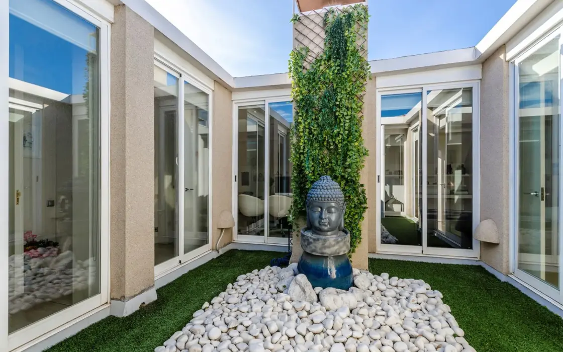 Пентхаус з терасою в Педральбесі, Барселона, 4 спальні