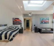 Пентхаус з терасою в Педральбесі, Барселона, 4 спальні