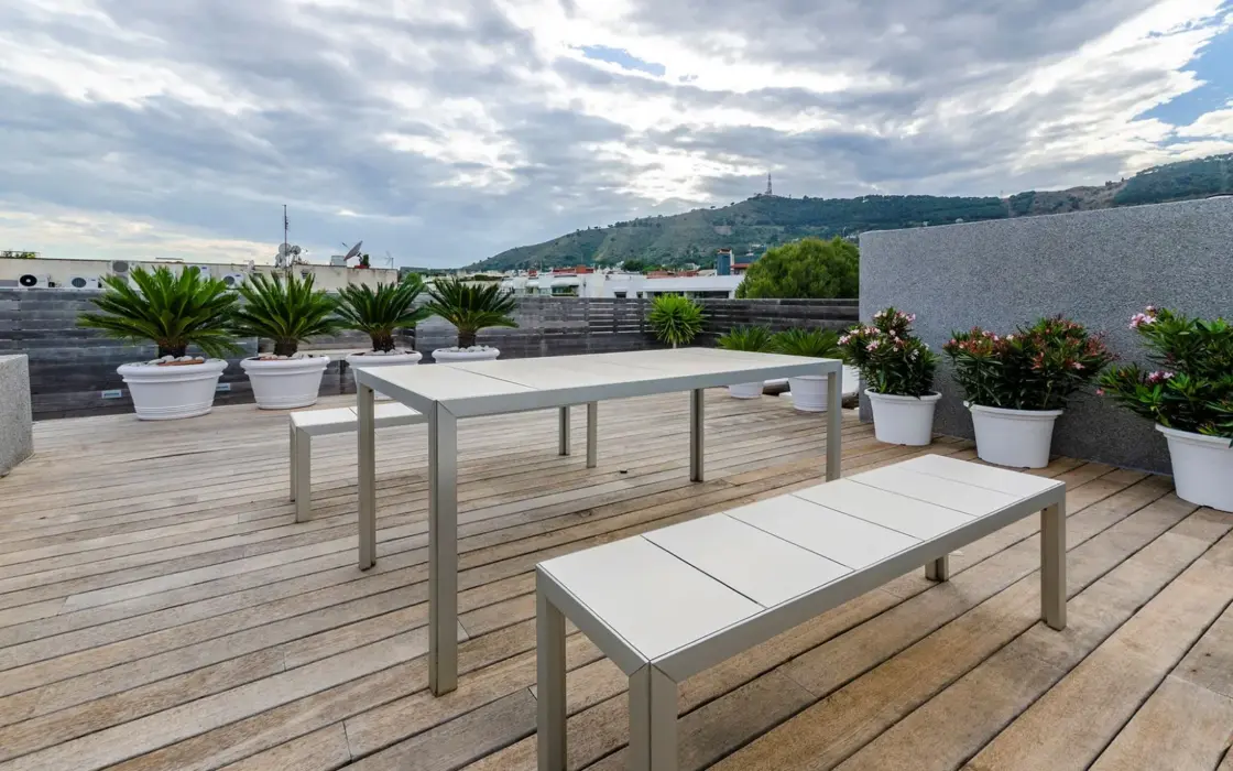 Пентхаус з терасою в Педральбесі, Барселона, 4 спальні