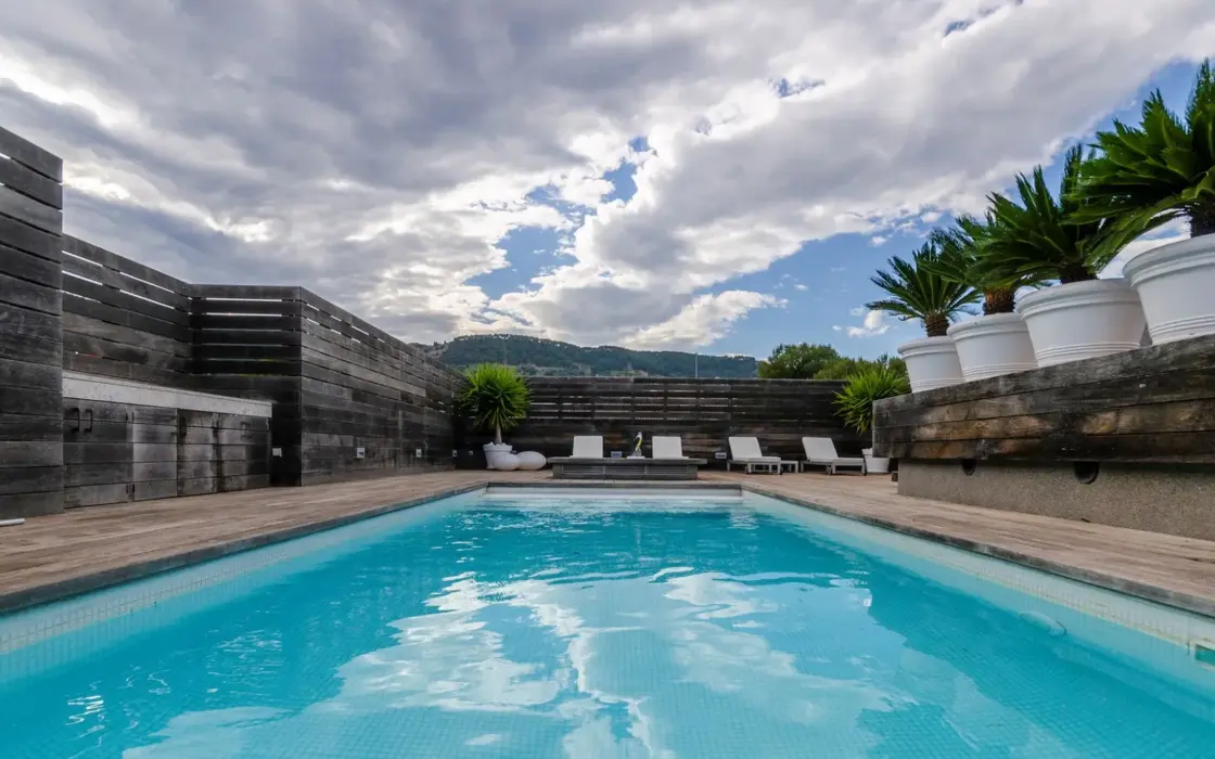 Пентхаус з терасою в Педральбесі, Барселона, 4 спальні