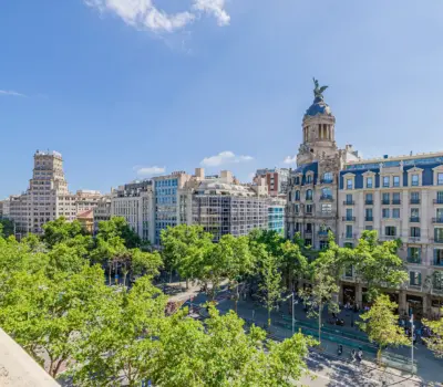 Квартира 260 кв.м на Пасео-де-Грасия в Барселоне с балконом