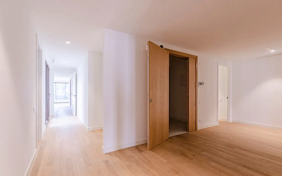 Квартира 260 кв.м на Пасео-де-Грасия в Барселоне с балконом