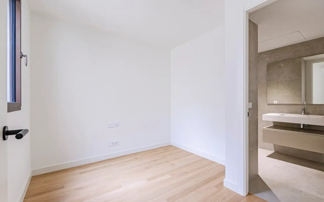 Квартира 260 кв.м на Пасео-де-Грасия в Барселоне с балконом