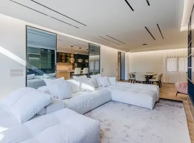 Пентхаус 289 кв.м с террасой в районе Гальвани Барселона