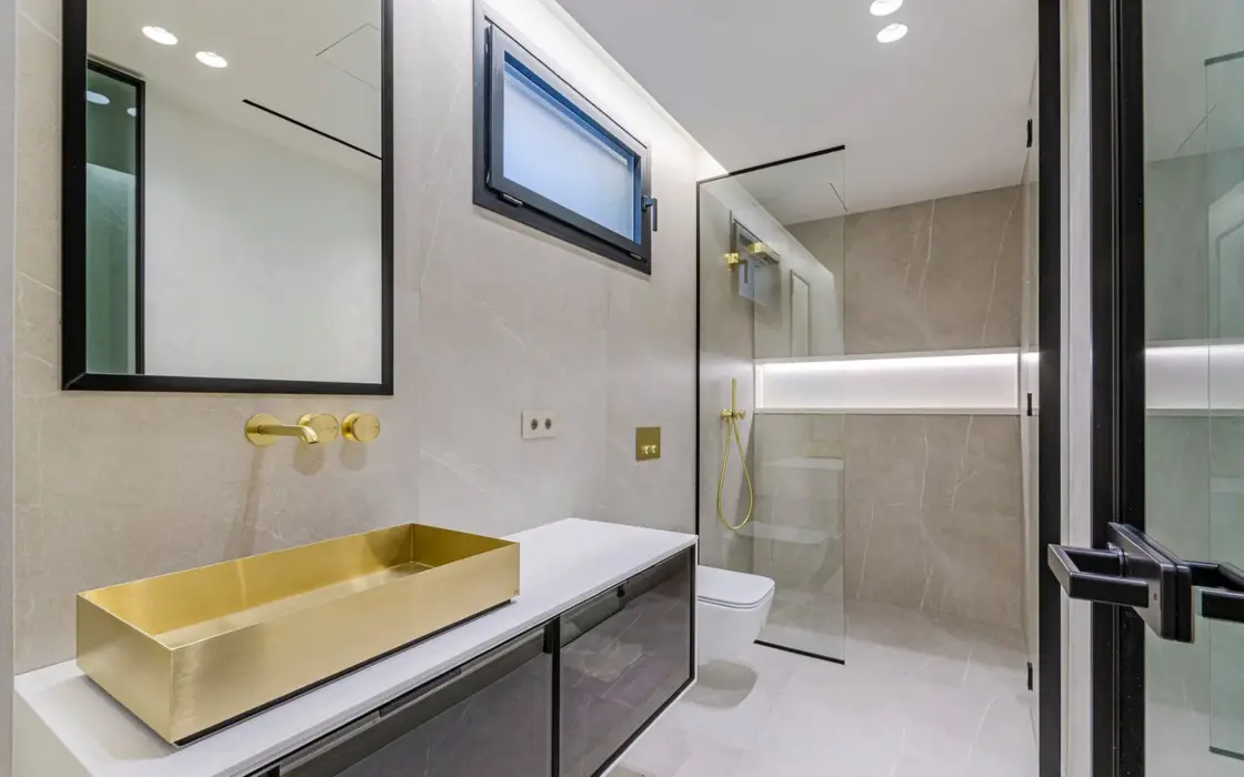 Пентхаус 289 кв.м с террасой в районе Гальвани Барселона