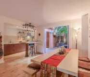 Дуплекс с террасой у Саграды Фамилия, Барселона 2 комнаты 94 кв.м