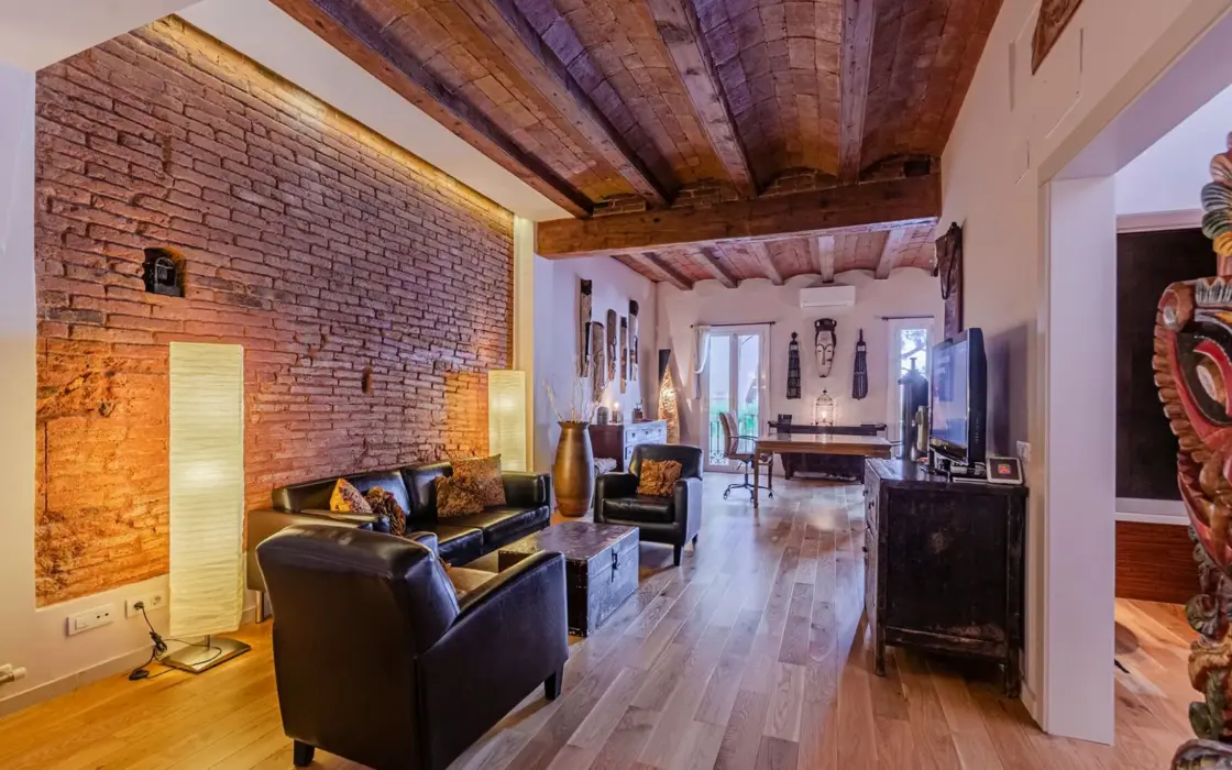 Дуплекс с террасой у Саграды Фамилия, Барселона 2 комнаты 94 кв.м