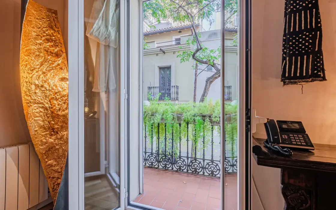 Дуплекс с террасой у Саграды Фамилия, Барселона 2 комнаты 94 кв.м