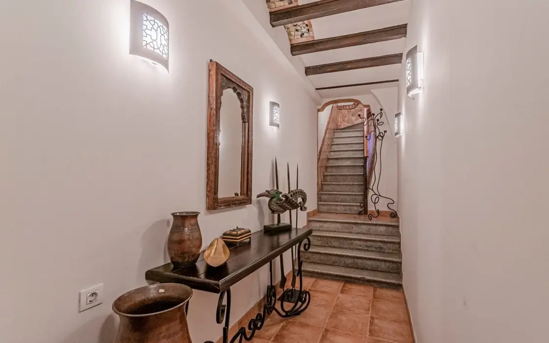 Дуплекс с террасой у Саграды Фамилия, Барселона 2 комнаты 94 кв.м