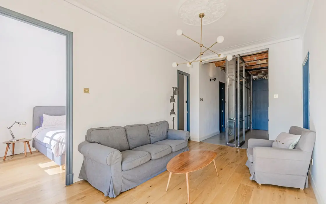 Квартира после ремонта в Эшампле, Барселона, 4 комнаты