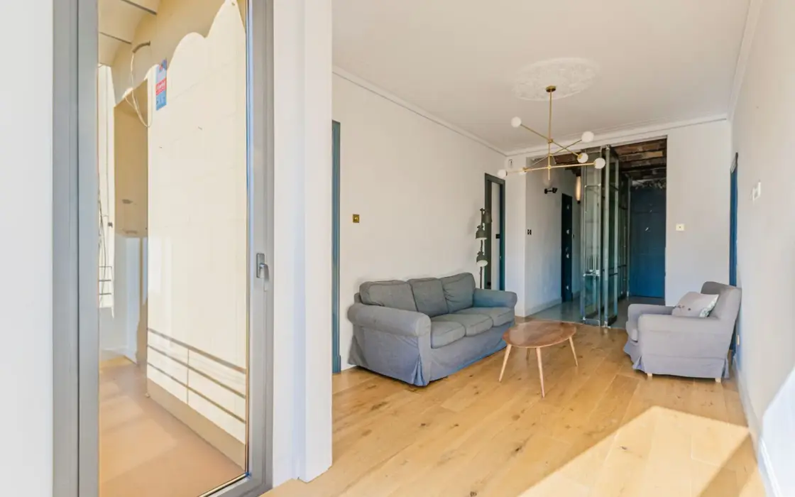 Квартира после ремонта в Эшампле, Барселона, 4 комнаты