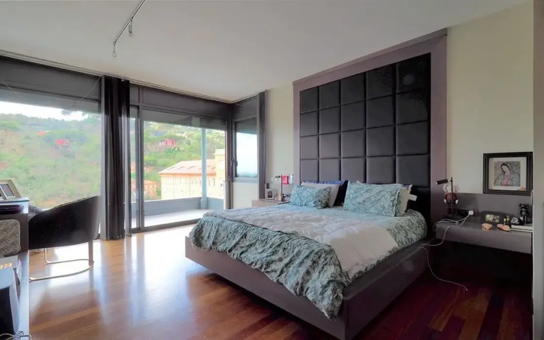 Вілла з басейном у престижній Саррії, 454 кв.м, Барселона