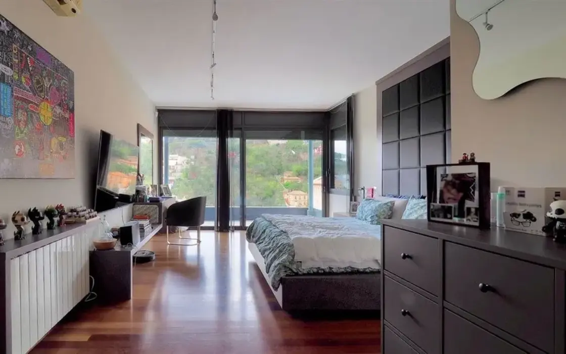 Вілла з басейном у престижній Саррії, 454 кв.м, Барселона