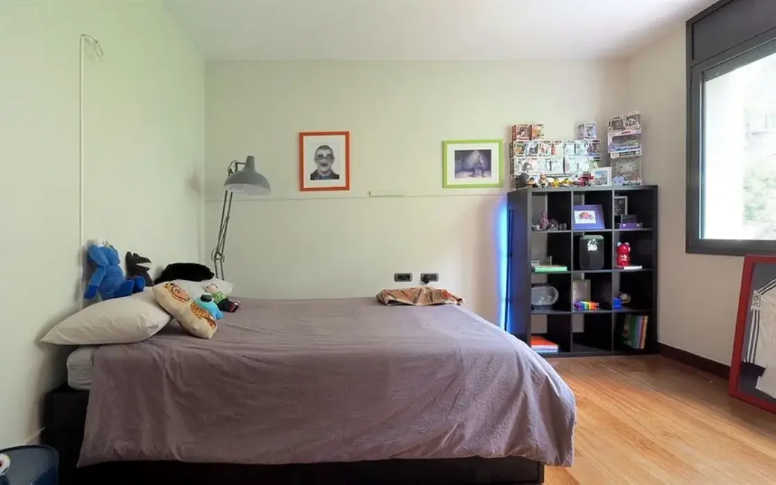 Вілла з басейном у престижній Саррії, 454 кв.м, Барселона