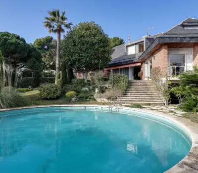 Елітний особняк в Педральбесі, Барселона, 10 спалень, тераса