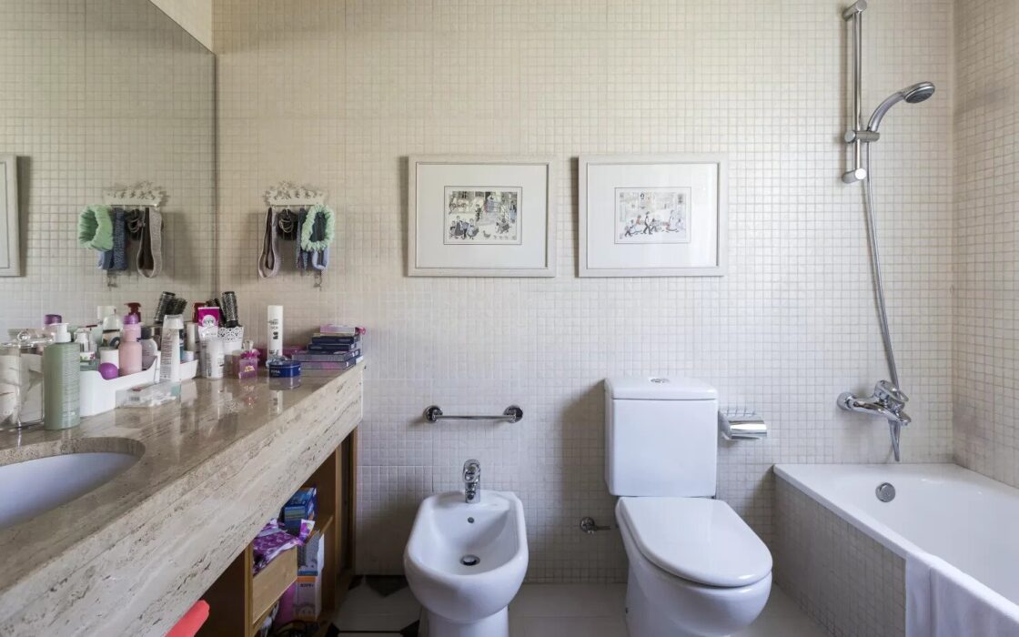 Вілла з терасою в Барселоні, район Саррія-Сант Жервасі