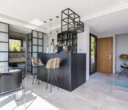 Вілла з терасою в Барселоні, район Саррія-Сант Жервасі