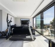 Вілла з терасою в Барселоні, район Саррія-Сант Жервасі