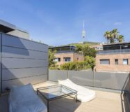 Вілла з терасою в Барселоні, район Саррія-Сант Жервасі