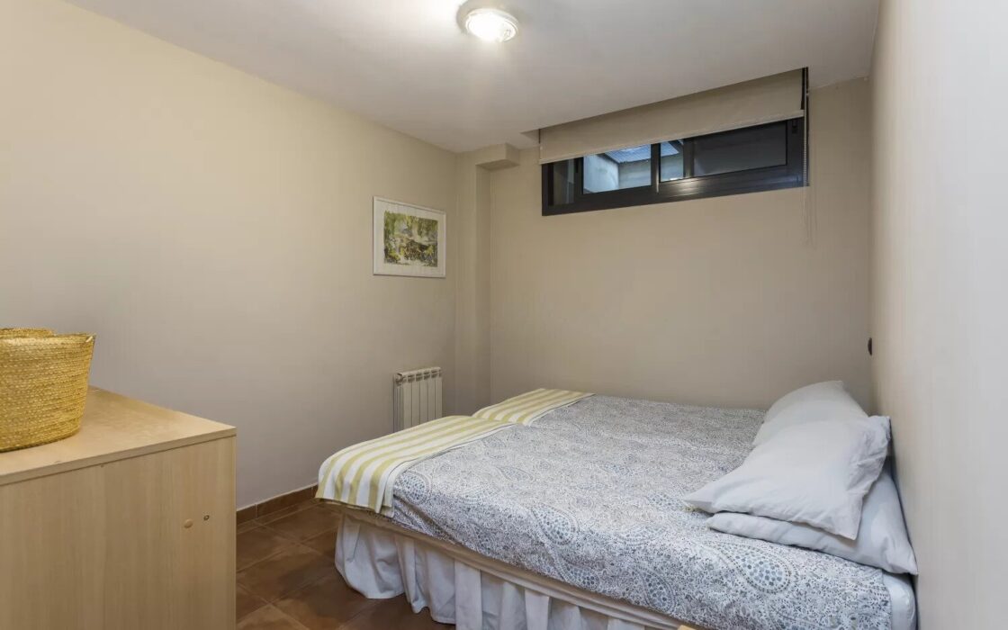 Вілла з терасою в Барселоні, район Саррія-Сант Жервасі