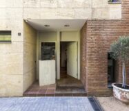 Вілла з терасою в Барселоні, район Саррія-Сант Жервасі