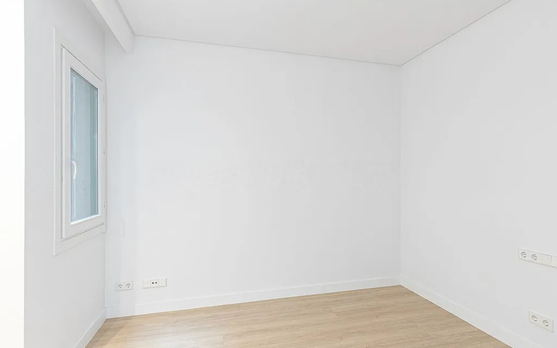 Стильные апартаменты с террасой в центре Барселоны 3 комнаты