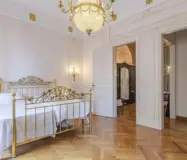 Квартира в Ешампле Дрета, Барселона, 3 спальні, стиль модернізм