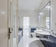 Квартира в Ешампле Дрета, Барселона, 3 спальні, стиль модернізм