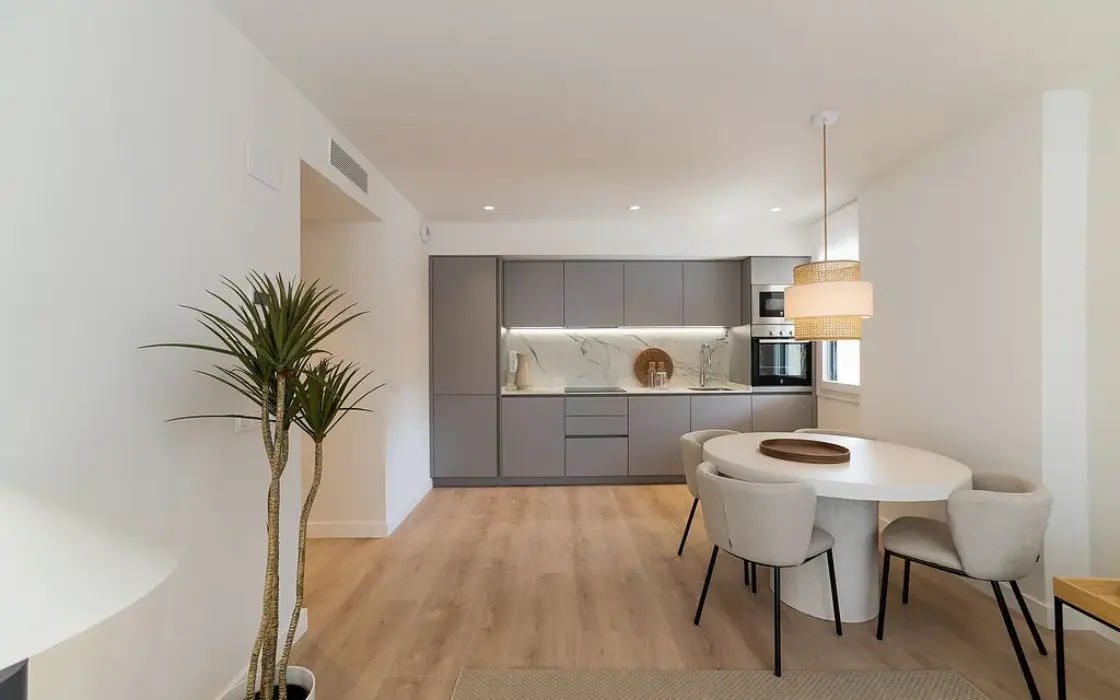 Квартири з терасами в новому ЖК Барселона, 1-4 спальні