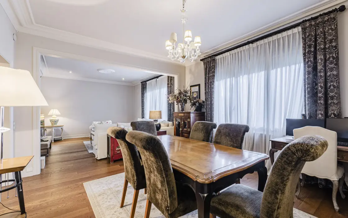 Просторная квартира в Барселоне 226 кв.м с террасой