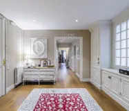 Просторная квартира в Барселоне 226 кв.м с террасой