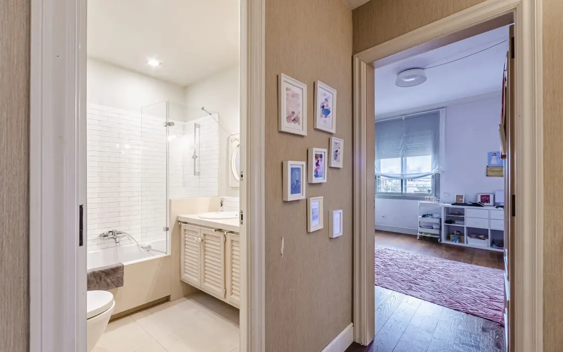 Просторная квартира в Барселоне 226 кв.м с террасой