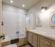 Просторная квартира в Барселоне 226 кв.м с террасой