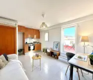 Пентхаус с террасой и видом на море в Барселоне 52 кв.м