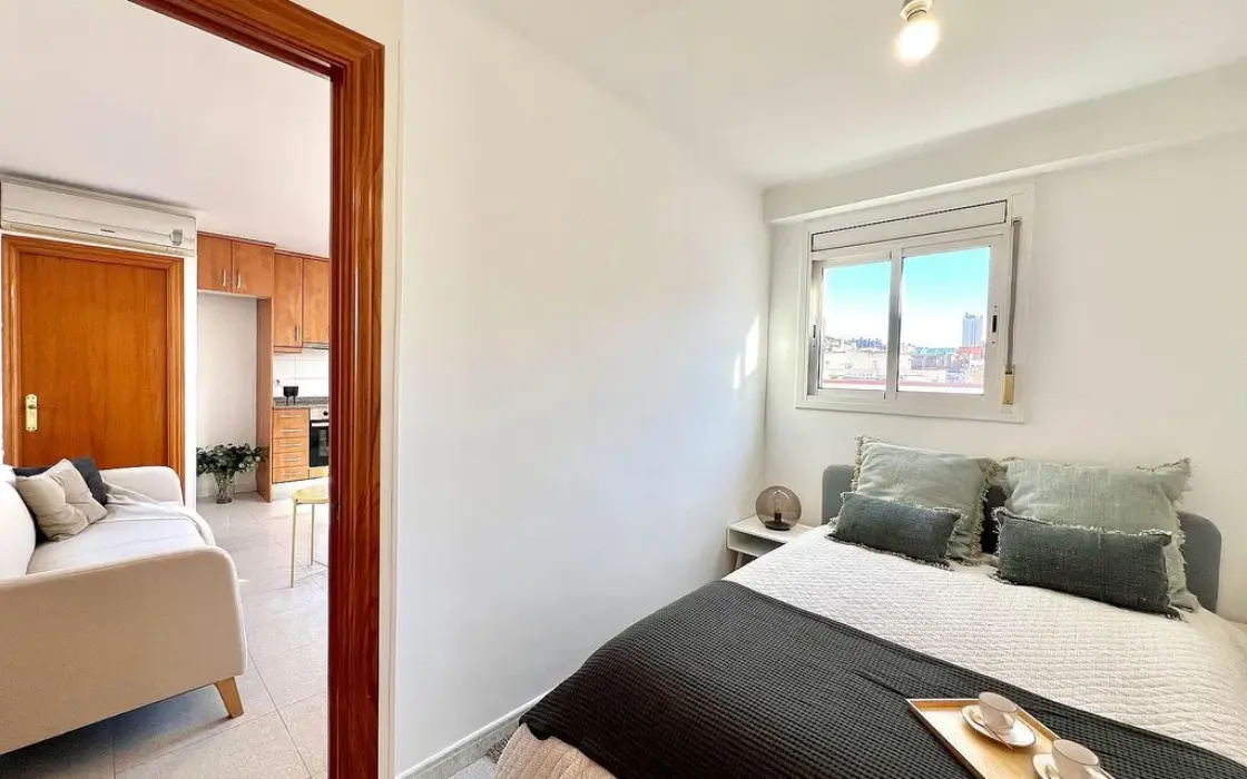 Пентхаус с террасой и видом на море в Барселоне 52 кв.м