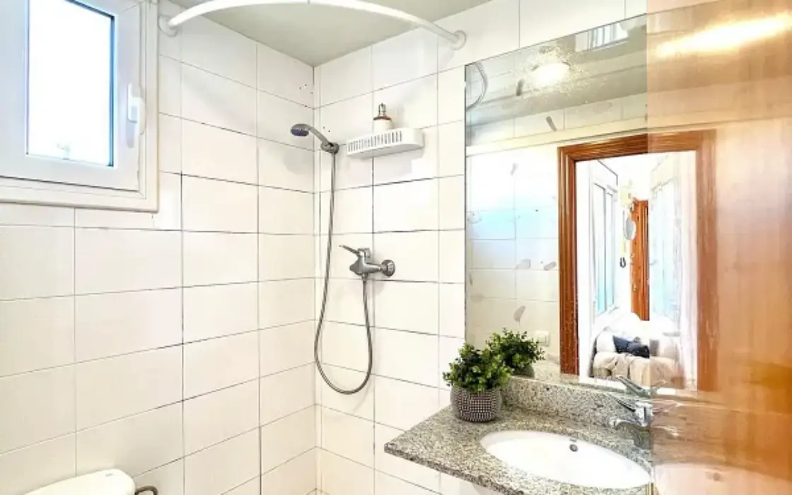 Пентхаус с террасой и видом на море в Барселоне 52 кв.м