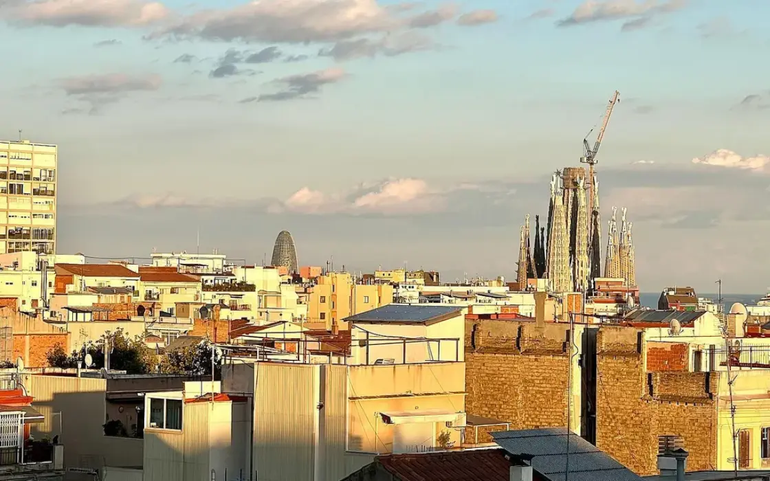 Пентхаус с террасой и видом на море в Барселоне 52 кв.м