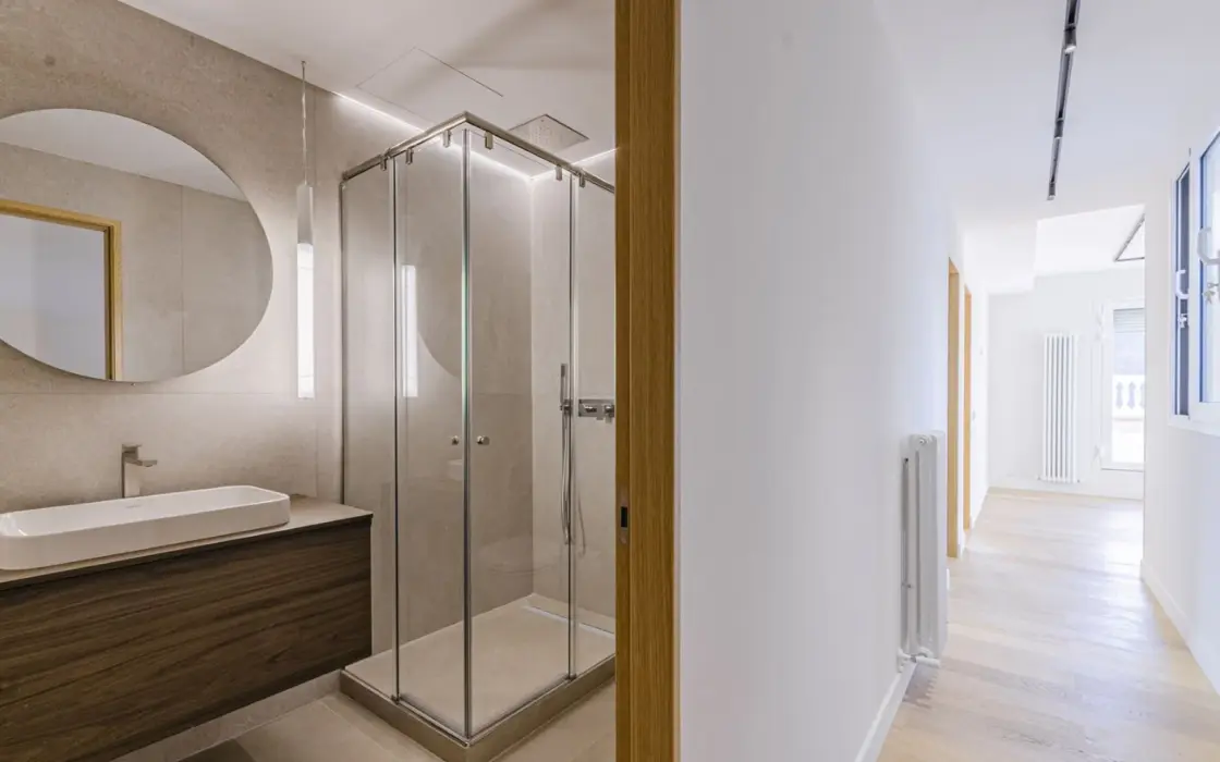 Пентхаус з терасами в Лес-Кортс, Барселона, 200 кв.м.