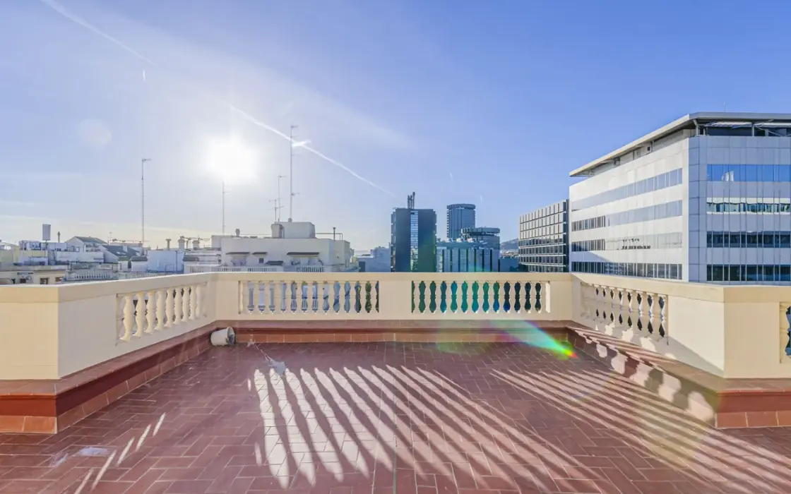 Пентхаус з терасами в Лес-Кортс, Барселона, 200 кв.м.
