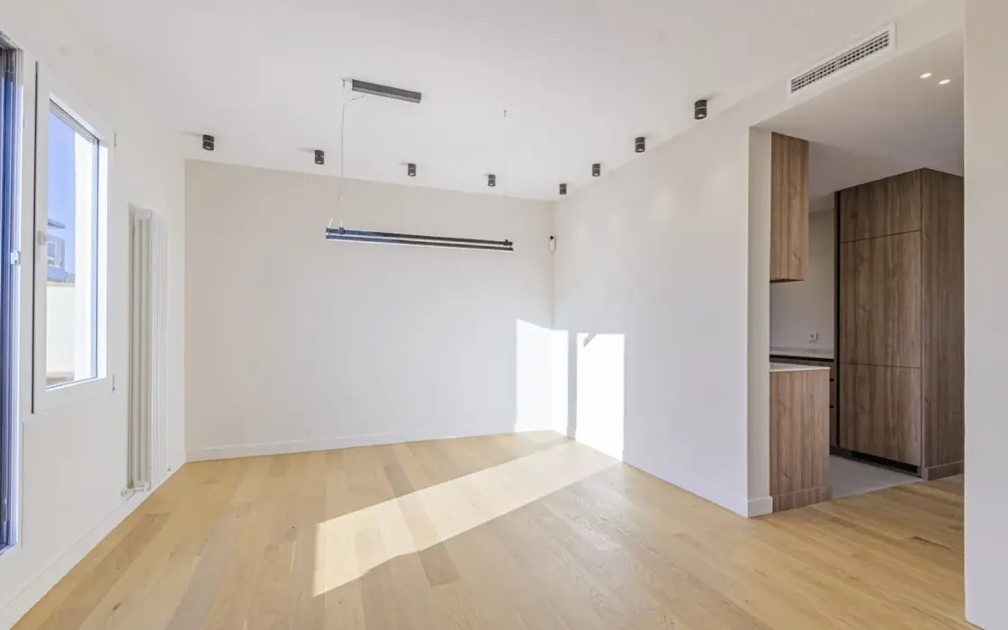 Пентхаус з терасами в Лес-Кортс, Барселона, 200 кв.м.