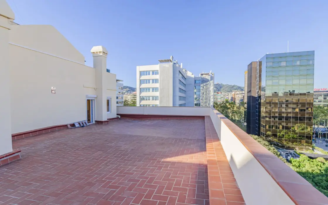 Пентхаус з терасами в Лес-Кортс, Барселона, 200 кв.м.