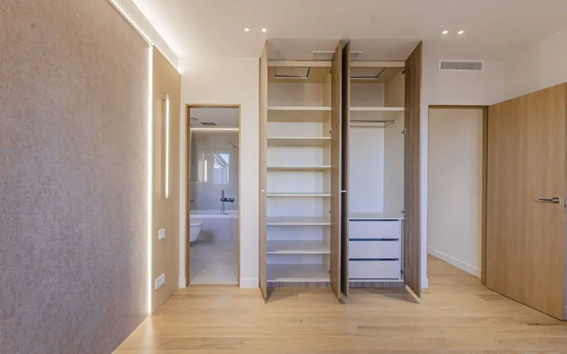 Пентхаус з терасами в Лес-Кортс, Барселона, 200 кв.м.