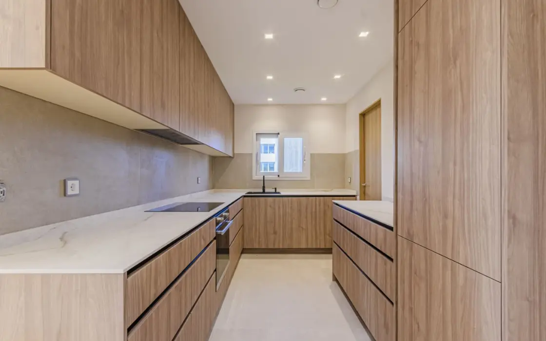 Пентхаус з терасами в Лес-Кортс, Барселона, 200 кв.м.