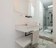 Елегантна квартира з терасою в Барселоні 137 кв.м