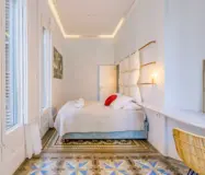 Елегантна квартира з терасою в Барселоні 137 кв.м